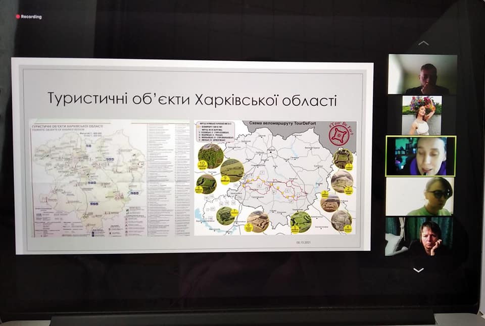 Тренінги тривають